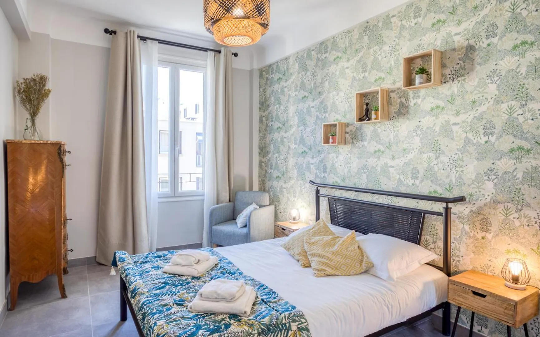 L12 Port Window 1Bedroom Wifi 5Mins Beach & Nice'S Cap France