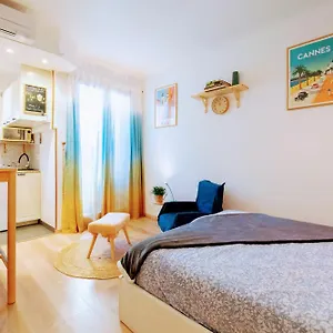 Apartment Haliviera - Golden Square, 1min From Beach, Nice